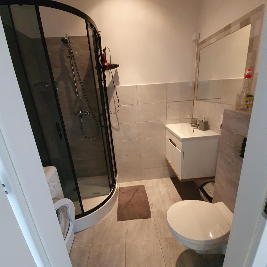 Greyt Apartment Torun Bagian luar foto